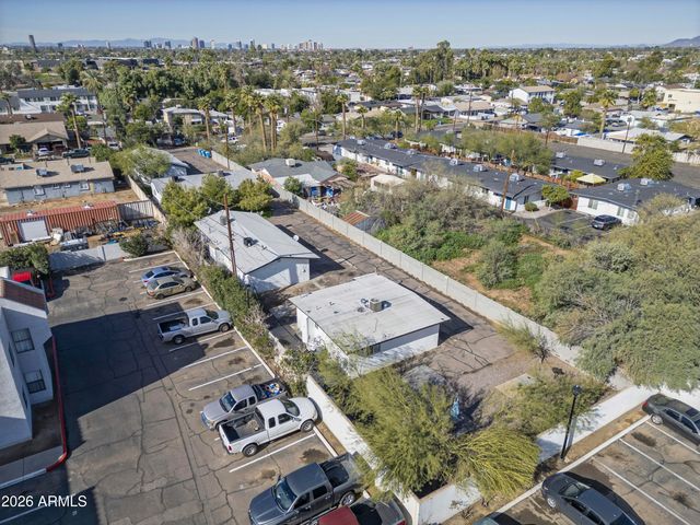 1713 N 31ST Place, Phoenix, AZ 85008