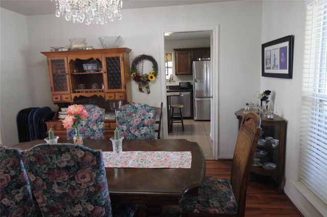 8575 Schuster Road, Round Top, TX 78946
