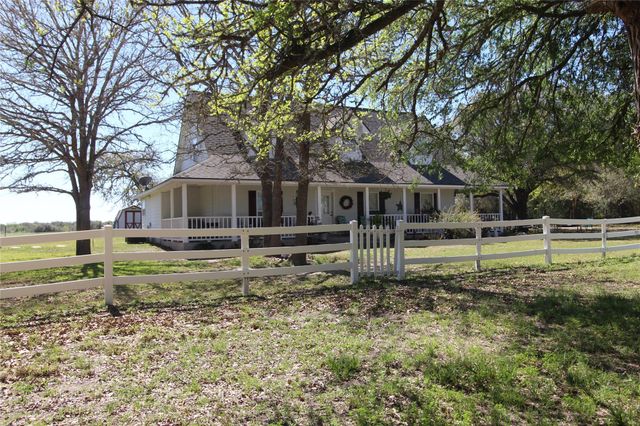8575 Schuster Road, Round Top, TX 78946
