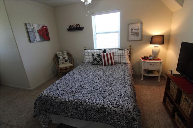 8575 Schuster Road, Round Top, TX 78946