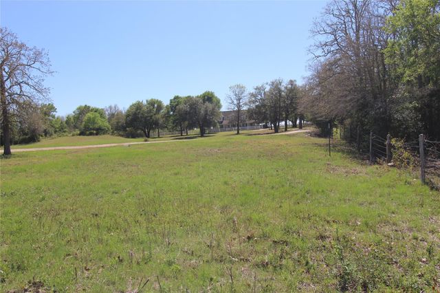 8575 Schuster Road, Round Top, TX 78946