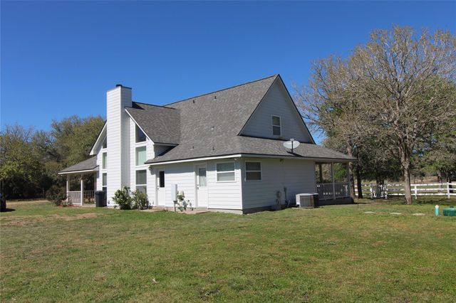 8575 Schuster Road, Round Top, TX 78946