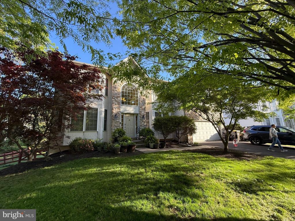 2522 QUAIL RUN, Lansdale, PA 19446
