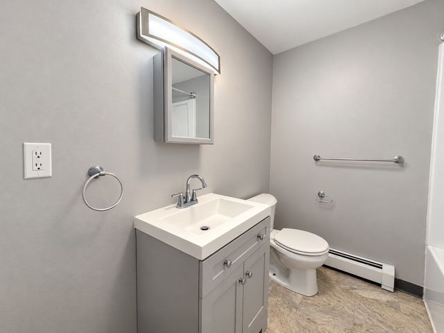 1271 Pawtucket Blvd 11, Lowell, MA 01854