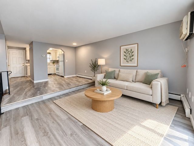 1271 Pawtucket Blvd 11, Lowell, MA 01854