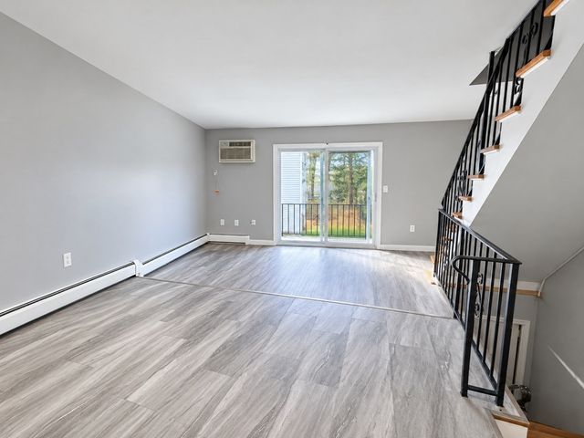 1271 Pawtucket Blvd 11, Lowell, MA 01854