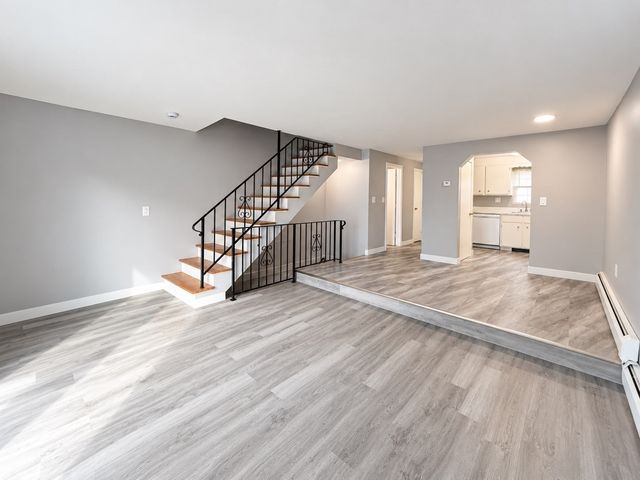 1271 Pawtucket Blvd 11, Lowell, MA 01854