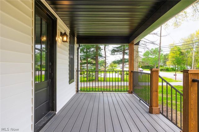 7437 E Lincoln Way, Apple Creek, OH 44606