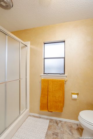 13718 PEBBLE POINT DR, San Antonio, TX 78231