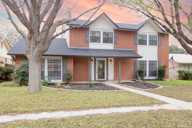 13718 PEBBLE POINT DR, San Antonio, TX 78231