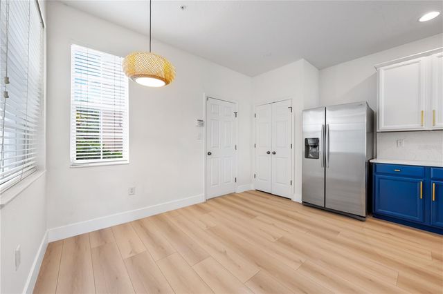 3768 PARKRIDGE CIRCLE 23-104, Sarasota, FL 34243
