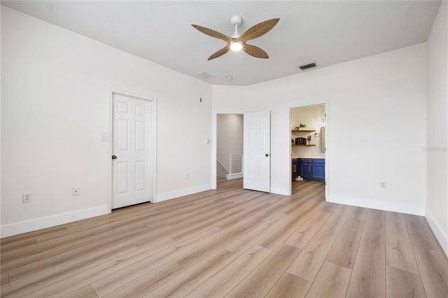 3768 PARKRIDGE CIRCLE 23-104, Sarasota, FL 34243