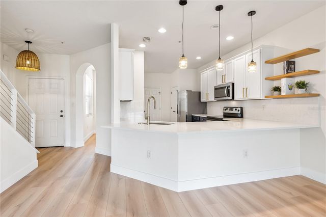 3768 PARKRIDGE CIRCLE 23-104, Sarasota, FL 34243