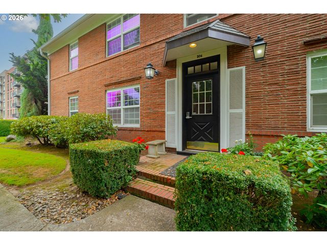 306 E 12TH St C, Vancouver, WA 98660