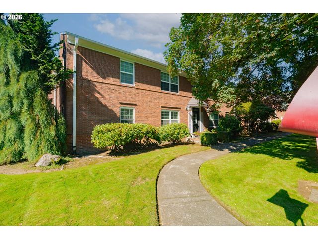 306 E 12TH St C, Vancouver, WA 98660