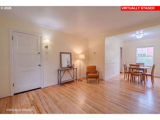306 E 12TH St C, Vancouver, WA 98660