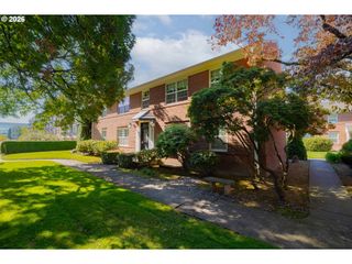 306 E 12TH St C, Vancouver, WA 98660