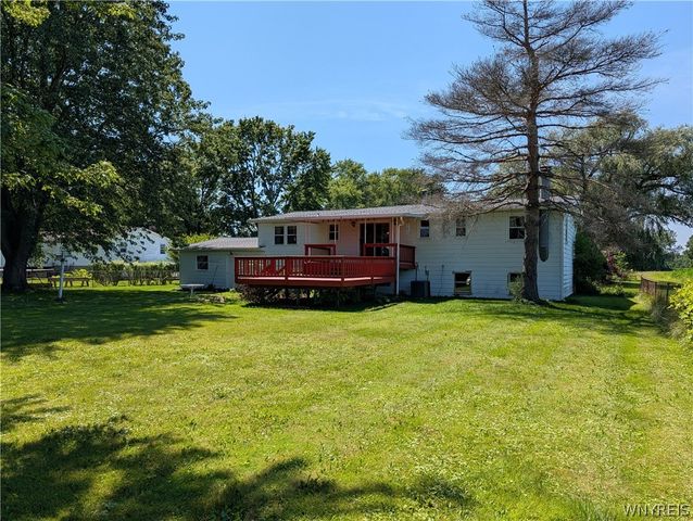 3961 Ridgelea Drive, Newfane, NY 14094