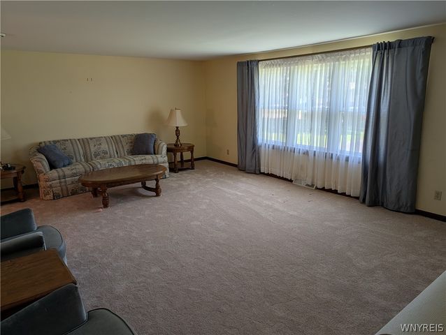 3961 Ridgelea Drive, Newfane, NY 14094