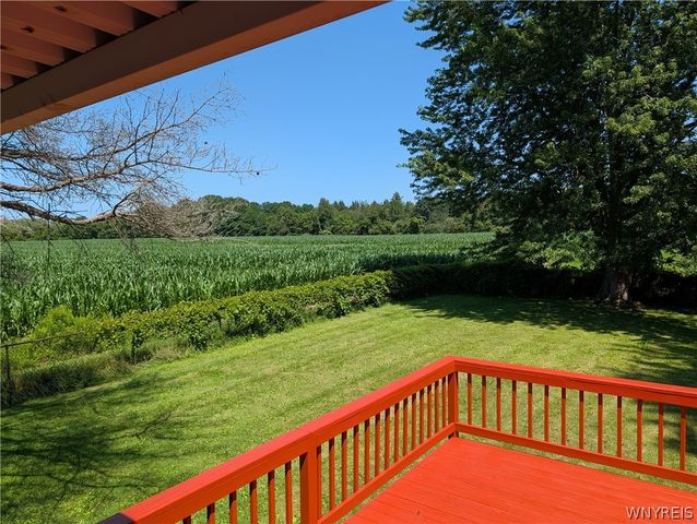 3961 Ridgelea Drive, Newfane, NY 14094