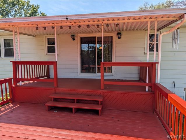 3961 Ridgelea Drive, Newfane, NY 14094