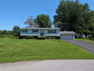 3961 Ridgelea Drive, Newfane, NY 14094