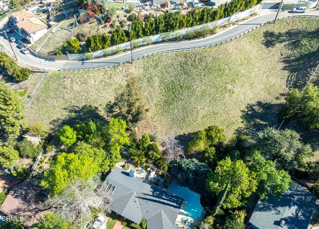 4845 N Calderon Road, Woodland Hills, CA 91364