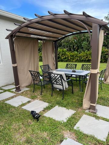 13464 72nd Court N, West Palm Beach, FL 33412