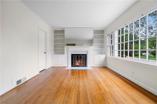 2302 Wineleas Road, Decatur, GA 30033
