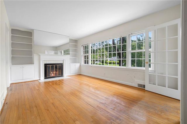 2302 Wineleas Road, Decatur, GA 30033