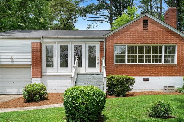 2302 Wineleas Road, Decatur, GA 30033