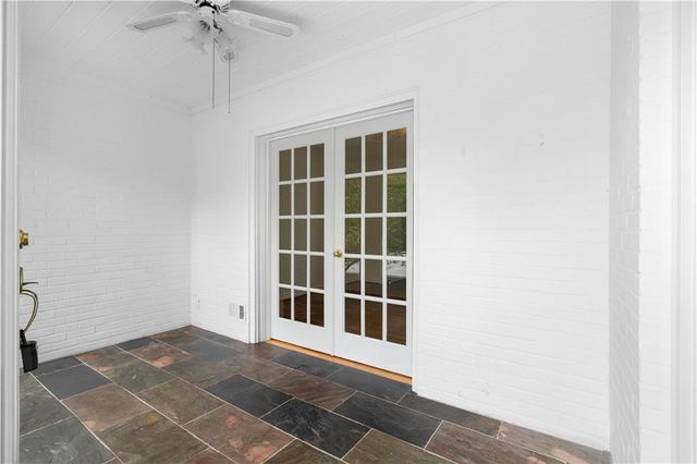 2302 Wineleas Road, Decatur, GA 30033