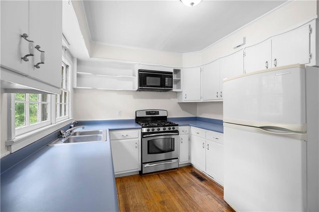 2302 Wineleas Road, Decatur, GA 30033