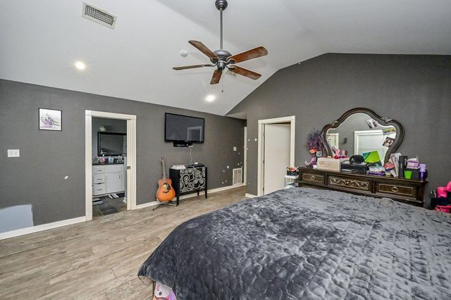 2407 Fawnwood Lane, Spring, TX 77386