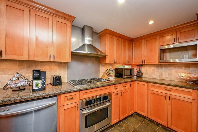 2407 Fawnwood Lane, Spring, TX 77386