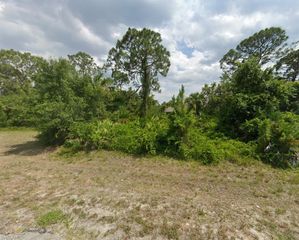 5006 N Dogwood CIR, Labelle, FL 33935