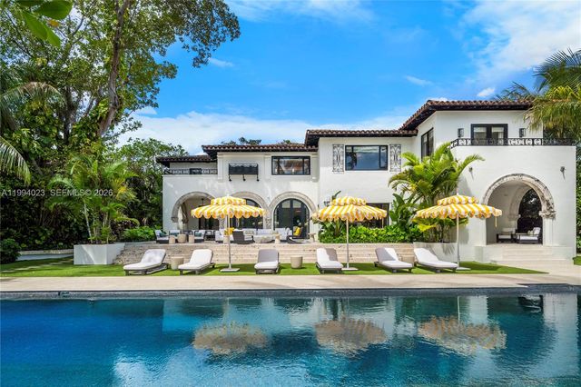 3681 Flamingo Dr, Miami Beach, FL 33140