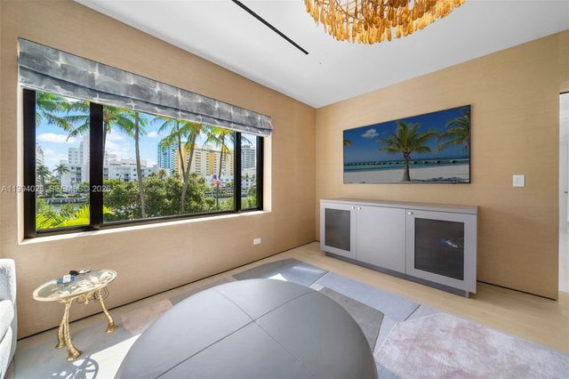 3681 Flamingo Dr, Miami Beach, FL 33140