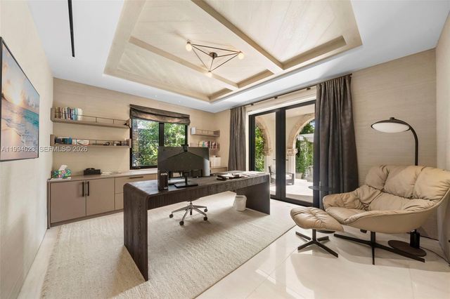 3681 Flamingo Dr, Miami Beach, FL 33140