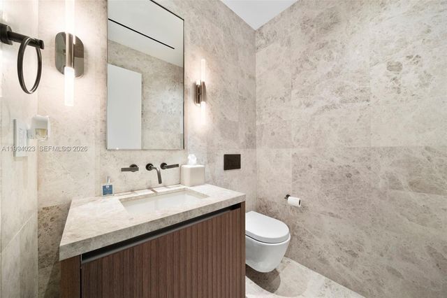 3681 Flamingo Dr, Miami Beach, FL 33140