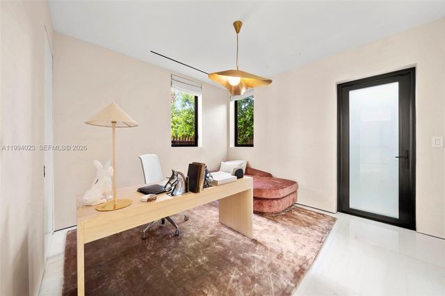 3681 Flamingo Dr, Miami Beach, FL 33140