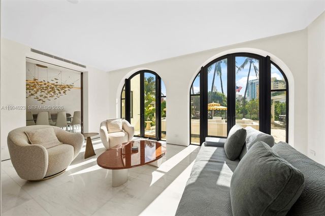 3681 Flamingo Dr, Miami Beach, FL 33140