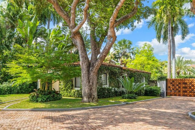 3681 Flamingo Dr, Miami Beach, FL 33140