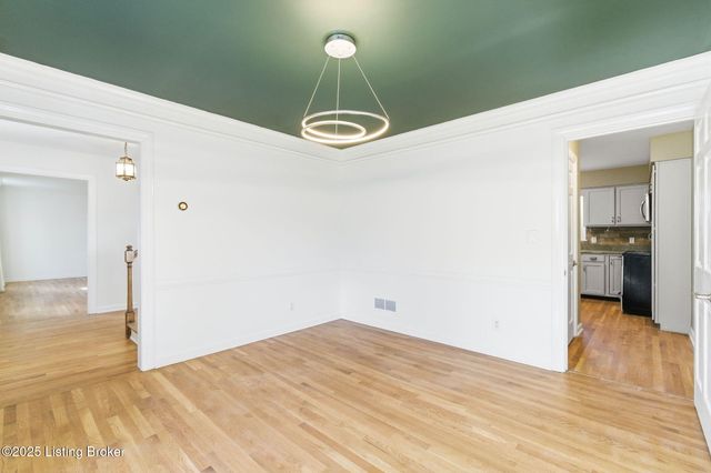 3024 Wickland Rd, Louisville, KY 40205