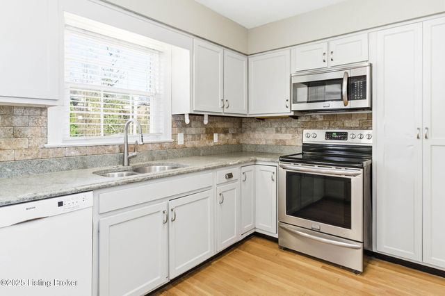 3024 Wickland Rd, Louisville, KY 40205