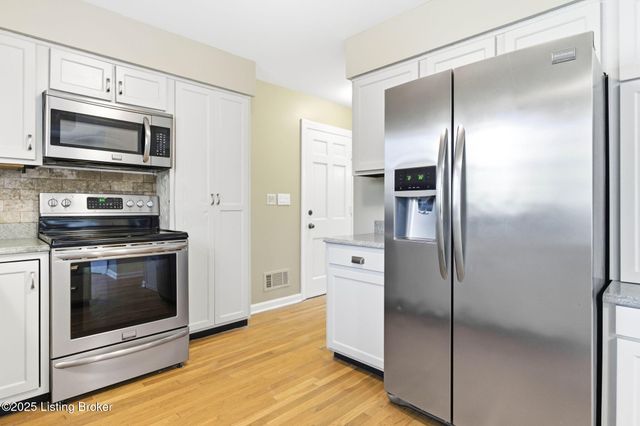 3024 Wickland Rd, Louisville, KY 40205