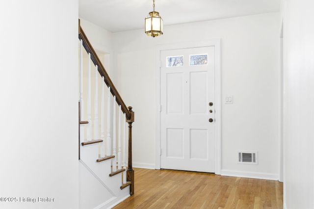 3024 Wickland Rd, Louisville, KY 40205