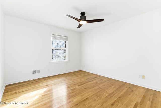 3024 Wickland Rd, Louisville, KY 40205