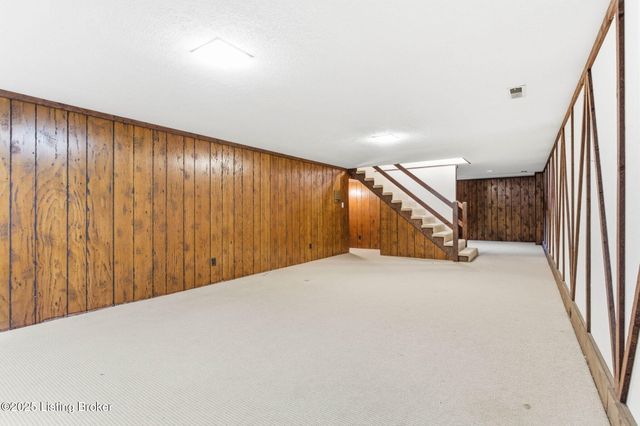 3024 Wickland Rd, Louisville, KY 40205