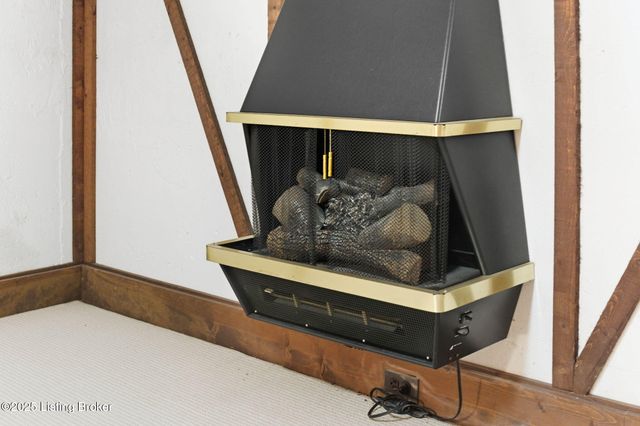 3024 Wickland Rd, Louisville, KY 40205